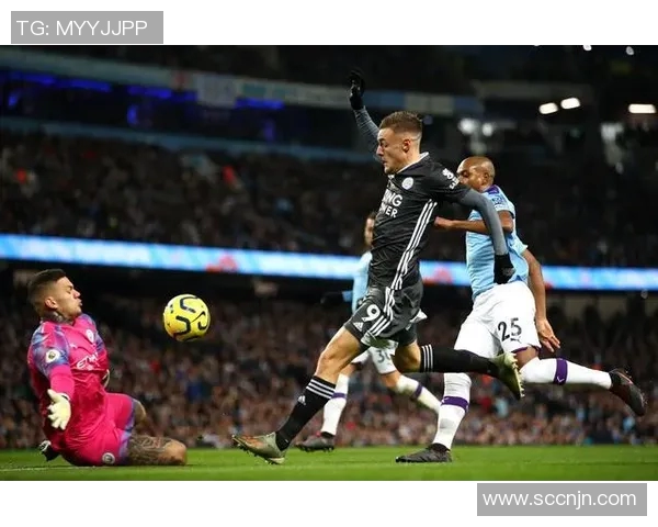 沙尔克04顽强逆转战胜弗赖堡,取得关键胜利! 沙尔克04顽强逆转战胜弗赖堡,取得关键胜利!